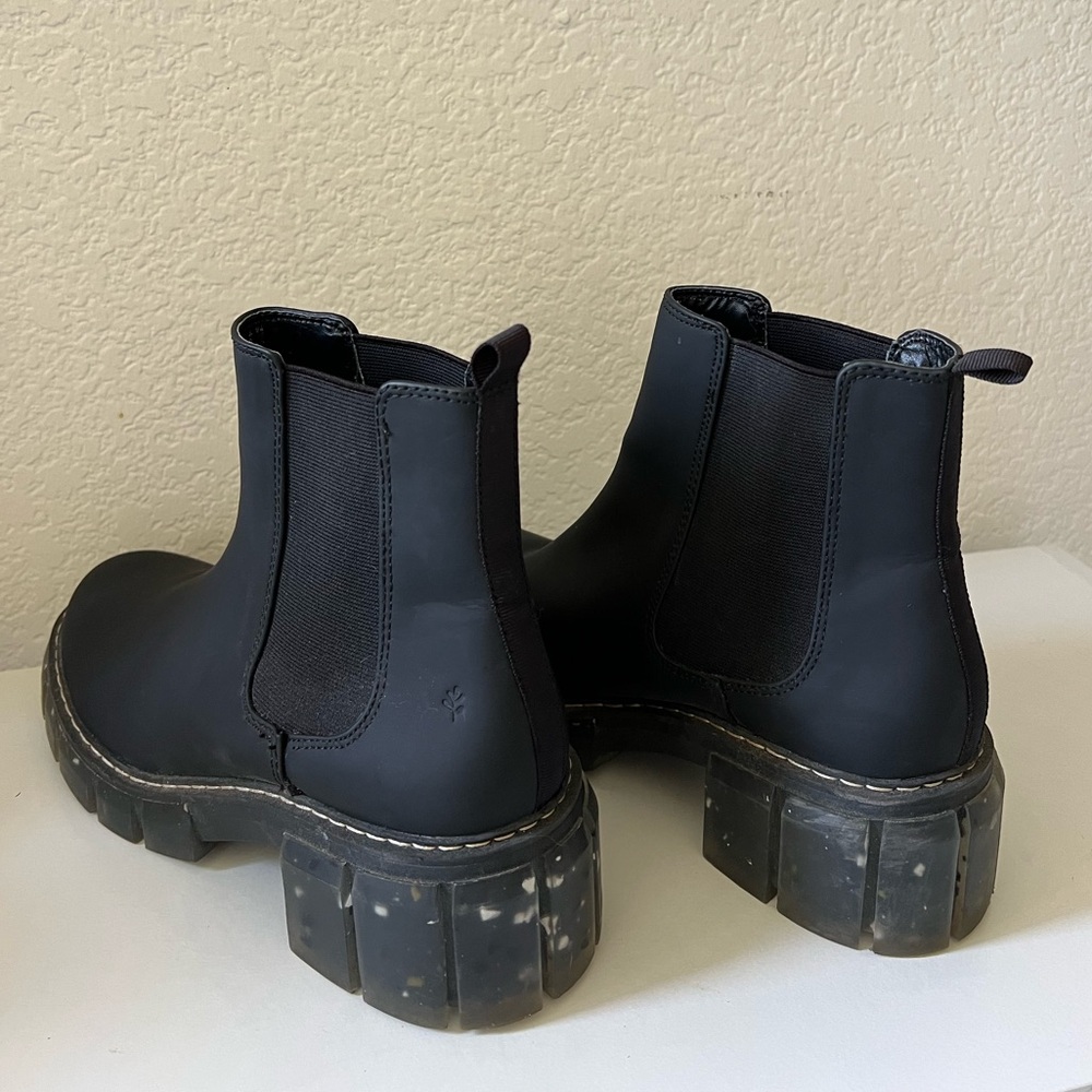 Steve Madden Black Ankle Boots - Picture 2 of 5